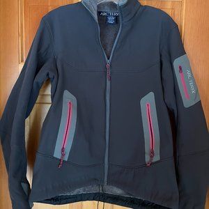 Arc'teryx  Softshell Hyllus Jacket